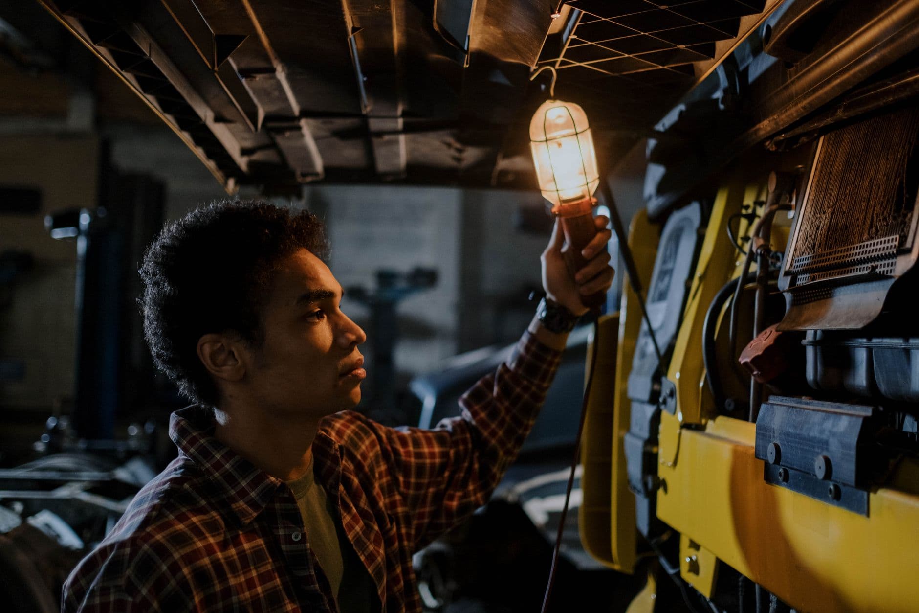 Air Conditioning Checks That Help Operators Stay Sharp on Long Summer Runs