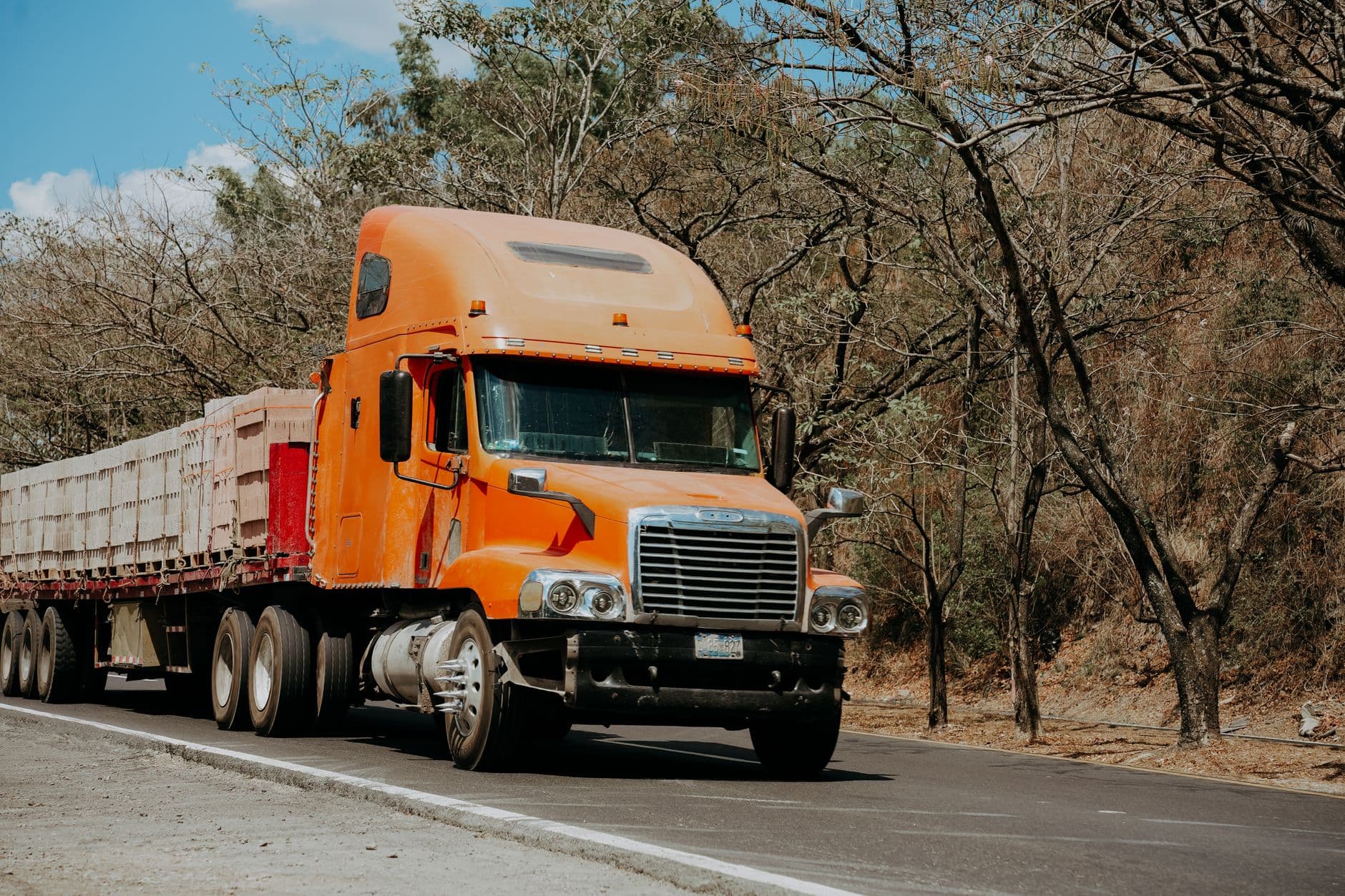 What Drivers Can Tell You About Brake Chambers and Slack Adjusters Before the Shop Visit